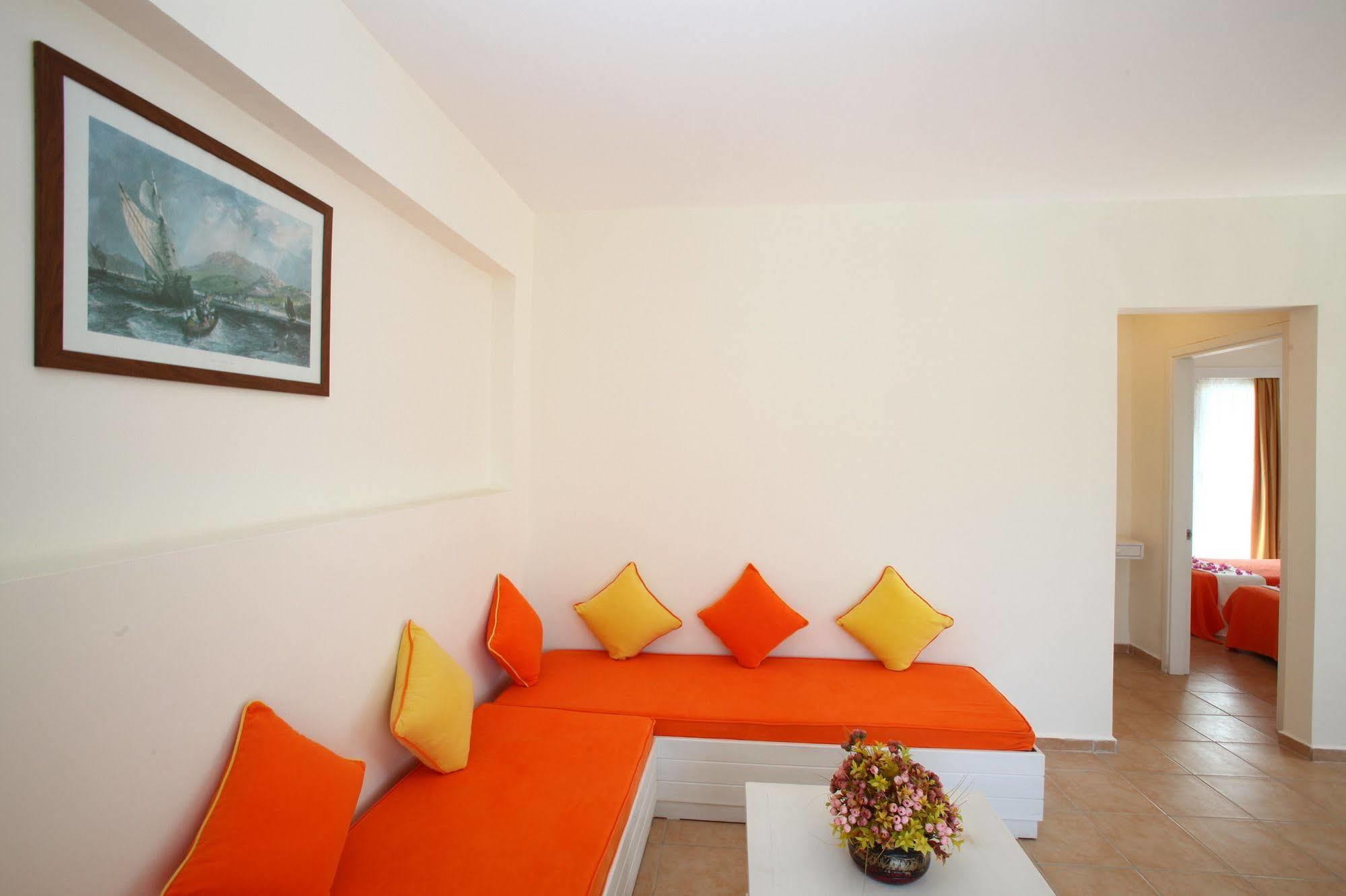 Muskebi Apart Otel Ortakent Exterior photo