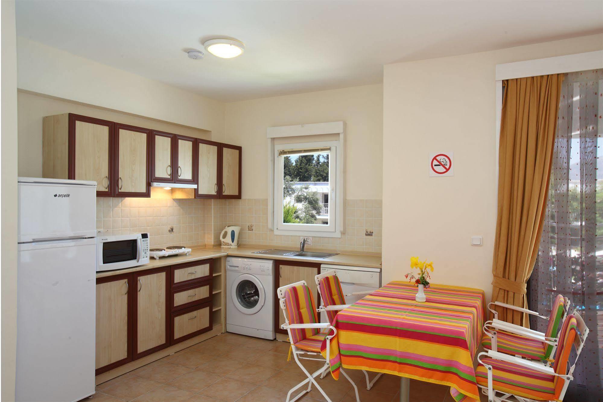 Muskebi Apart Otel Ortakent Exterior photo