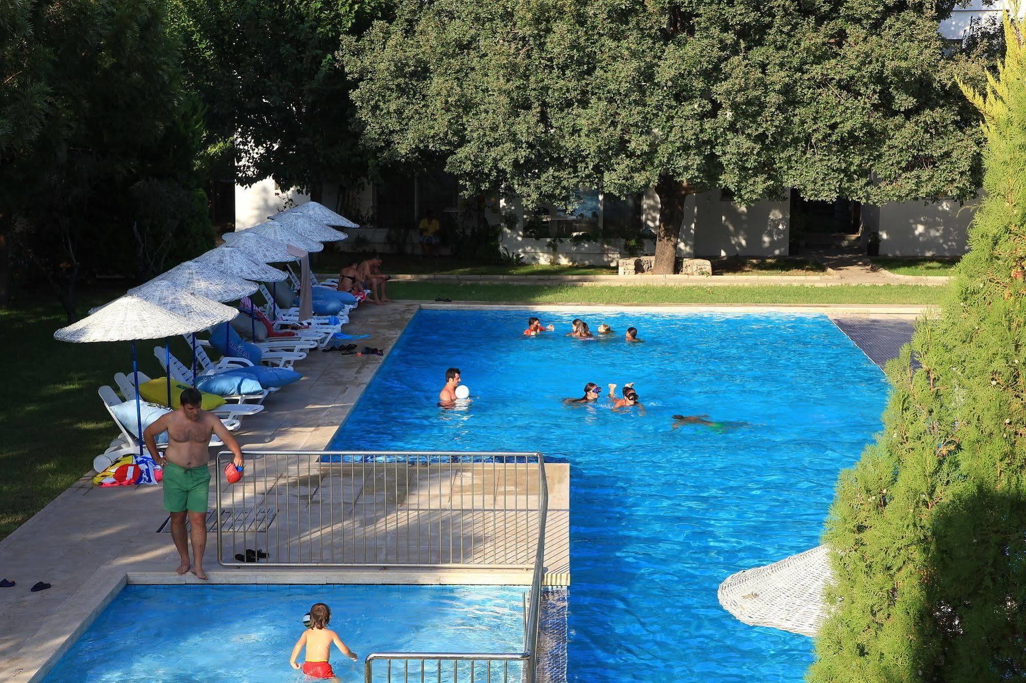 Muskebi Apart Otel Ortakent Exterior photo