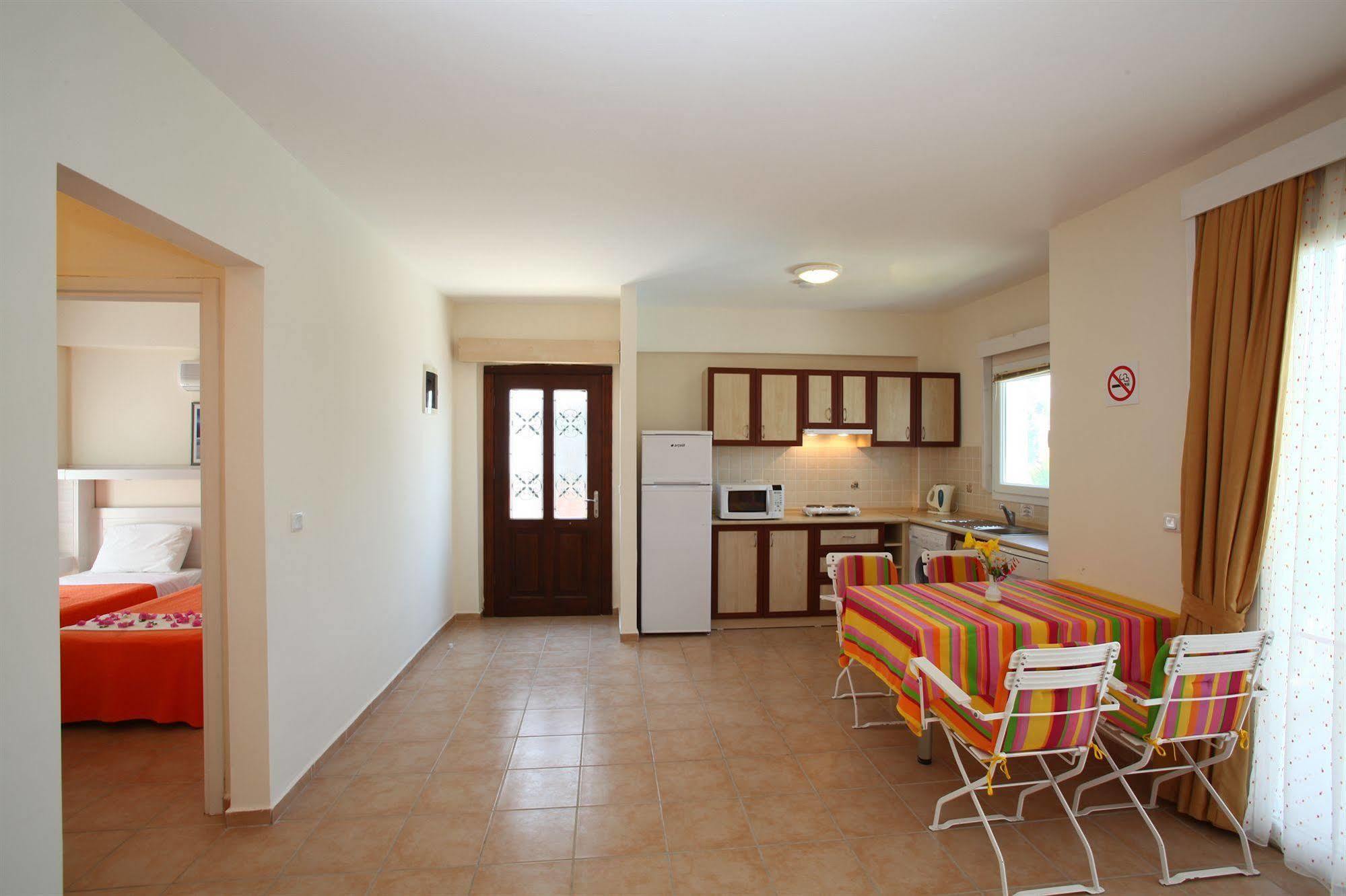 Muskebi Apart Otel Ortakent Exterior photo